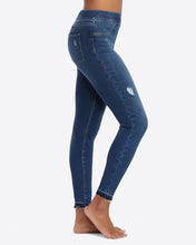 Load image into Gallery viewer, SPANX Distressed Skinny Jeans