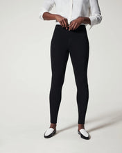 Load image into Gallery viewer, SPANX Black Jeanish-Ankle Leggings