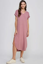 Load image into Gallery viewer, Everyday Butter Soft V-Neck Maxi in Mauve
