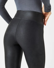 Load image into Gallery viewer, SPANX Black Faux Leather Leggings
