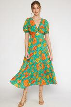 Load image into Gallery viewer, Green Floral Puff Sleeve Cut Out Midi Dress
