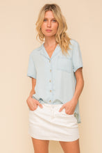 Load image into Gallery viewer, Chambray Button Up Blouse
