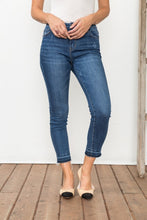Load image into Gallery viewer, Denim Premium Stretch Skinny Jeans
