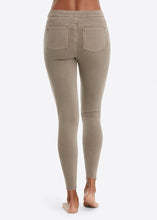 Load image into Gallery viewer, SPANX Earthy Taupe Jeanish Leggings
