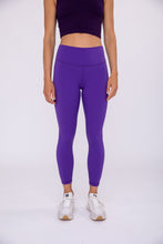 Load image into Gallery viewer, Ultra Form Fit High-Waist Leggings
