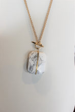 Load image into Gallery viewer, 2 in 1 Howlite Marble Necklace
