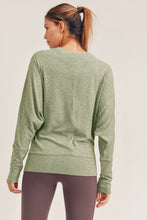 Load image into Gallery viewer, Active Dolman Sleeve in Green

