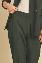 Load image into Gallery viewer, Front Seam Detail Tapered Pants in Black
