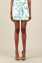 Load image into Gallery viewer, Floral Print Linen Shorts
