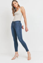 Load image into Gallery viewer, Dark Denim Classic Skinny Jean
