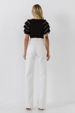 Load image into Gallery viewer, Contrast Edge Ruffle Sleeve Knit Top
