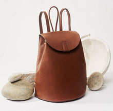 Load image into Gallery viewer, Aubrey Backpack in Saddles
