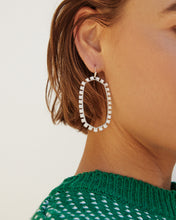 Load image into Gallery viewer, DANIELLE OPEN FRAME EARRINGS
