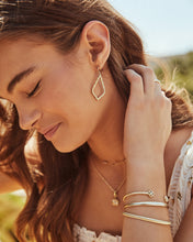 Load image into Gallery viewer, Sophia Earrings
